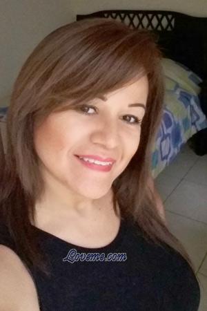 183622 - Laura Age: 57 - Costa Rica